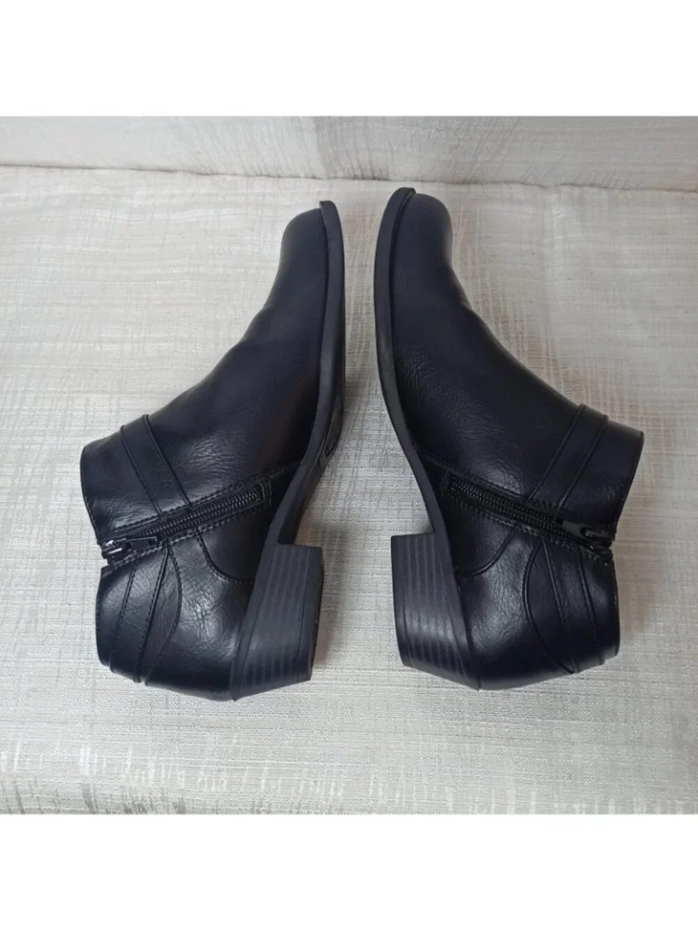 LIFESTRIDE Alexander Womens 9.5 M Black Faux Leather Ankle Boots Buckle Zipper